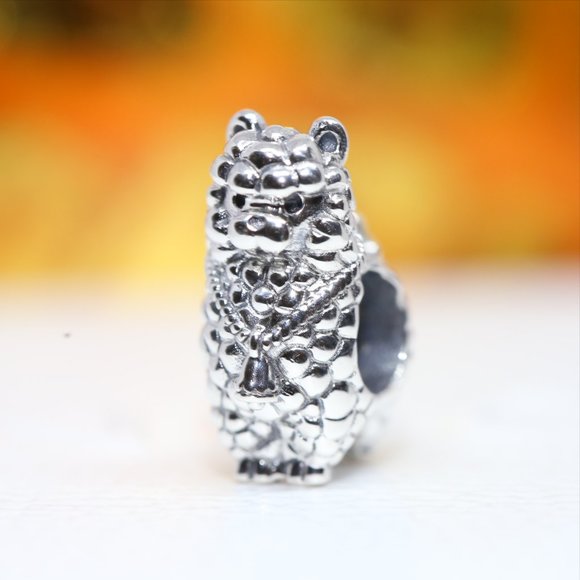 PANDORA FLUFFY LLAMA CHARM 799069C00 - Picture 2 of 4